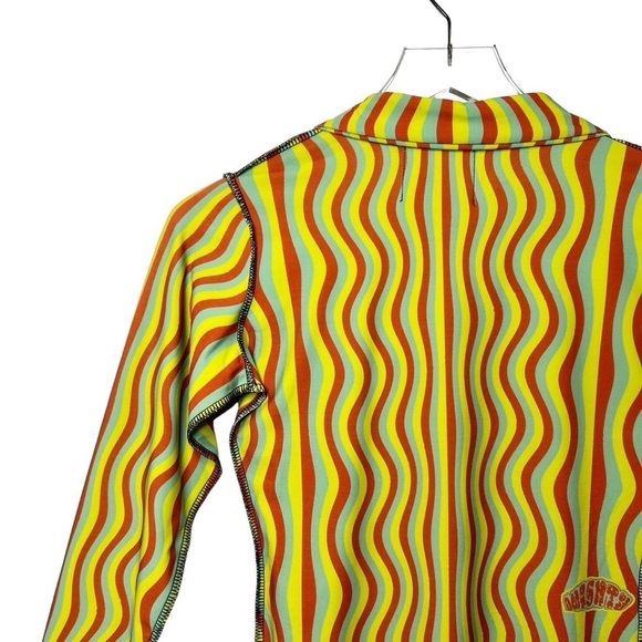 OMighty Dolls Kill The Squiggly Rainbow Button Front Women’s Stretch Shirt Sz XS - Picture 9 of 11